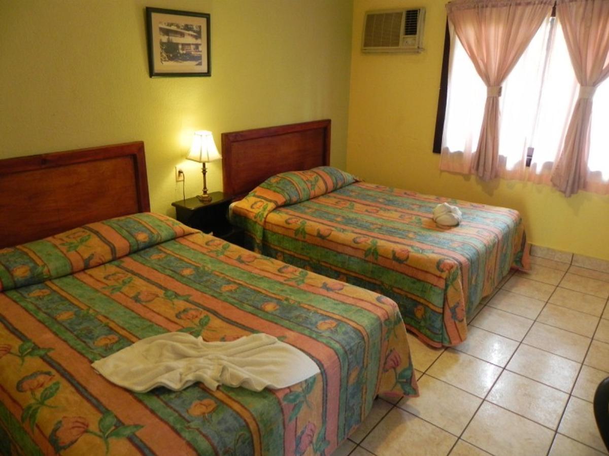 Hotel Puerto Libre Πουέρτο Μπάριος Εξωτερικό φωτογραφία